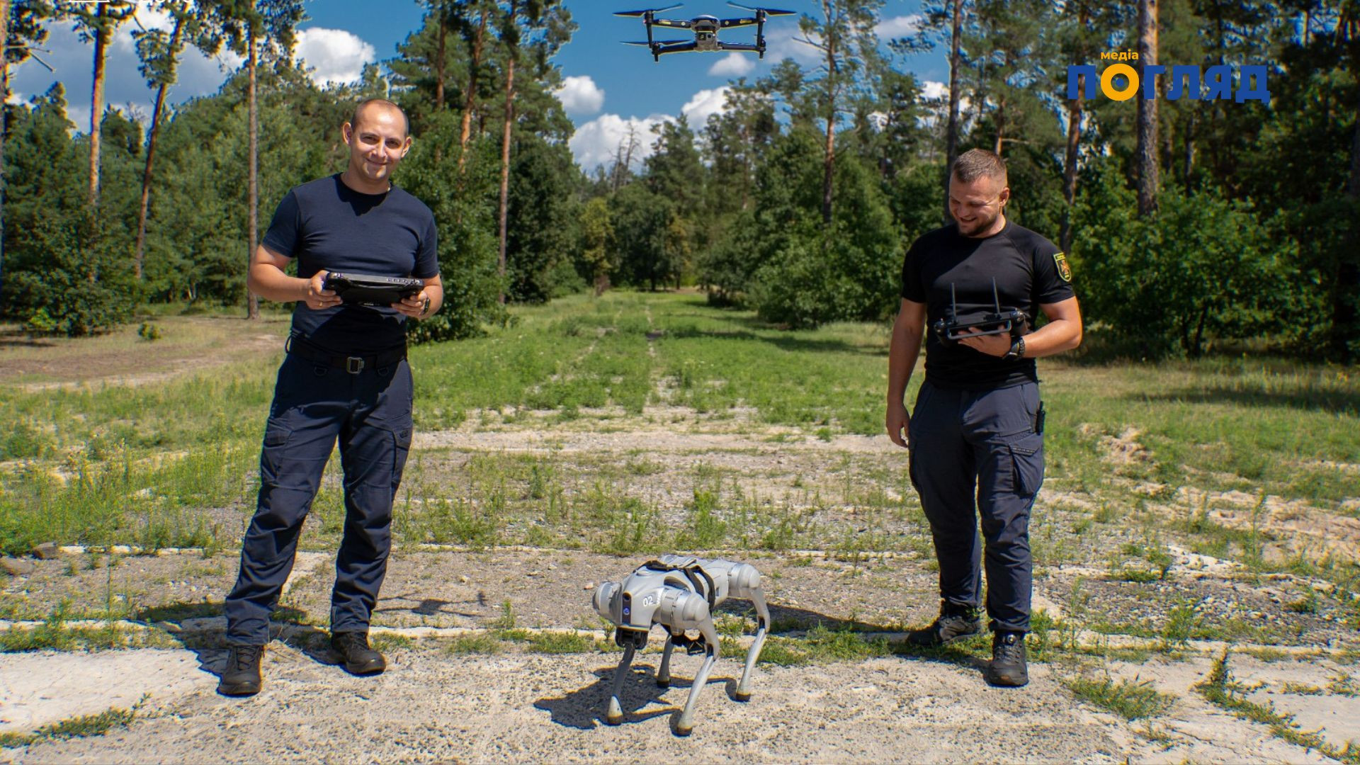 На Київщині до служби в ДСНС приступив роботизований собака, розроблений для допомоги саперам у розмінуванні. Робот призначений для ефективної та безпечної підтримки операцій у небезпечних зонах (ФОТО) На Київщині до служби в ДСНС приступив роботизований собака, розроблений для допомоги саперам у розмінуванні. Робот призначений для ефективної та безпечної підтримки операцій у небезпечних зонах (ФОТО) - зображення